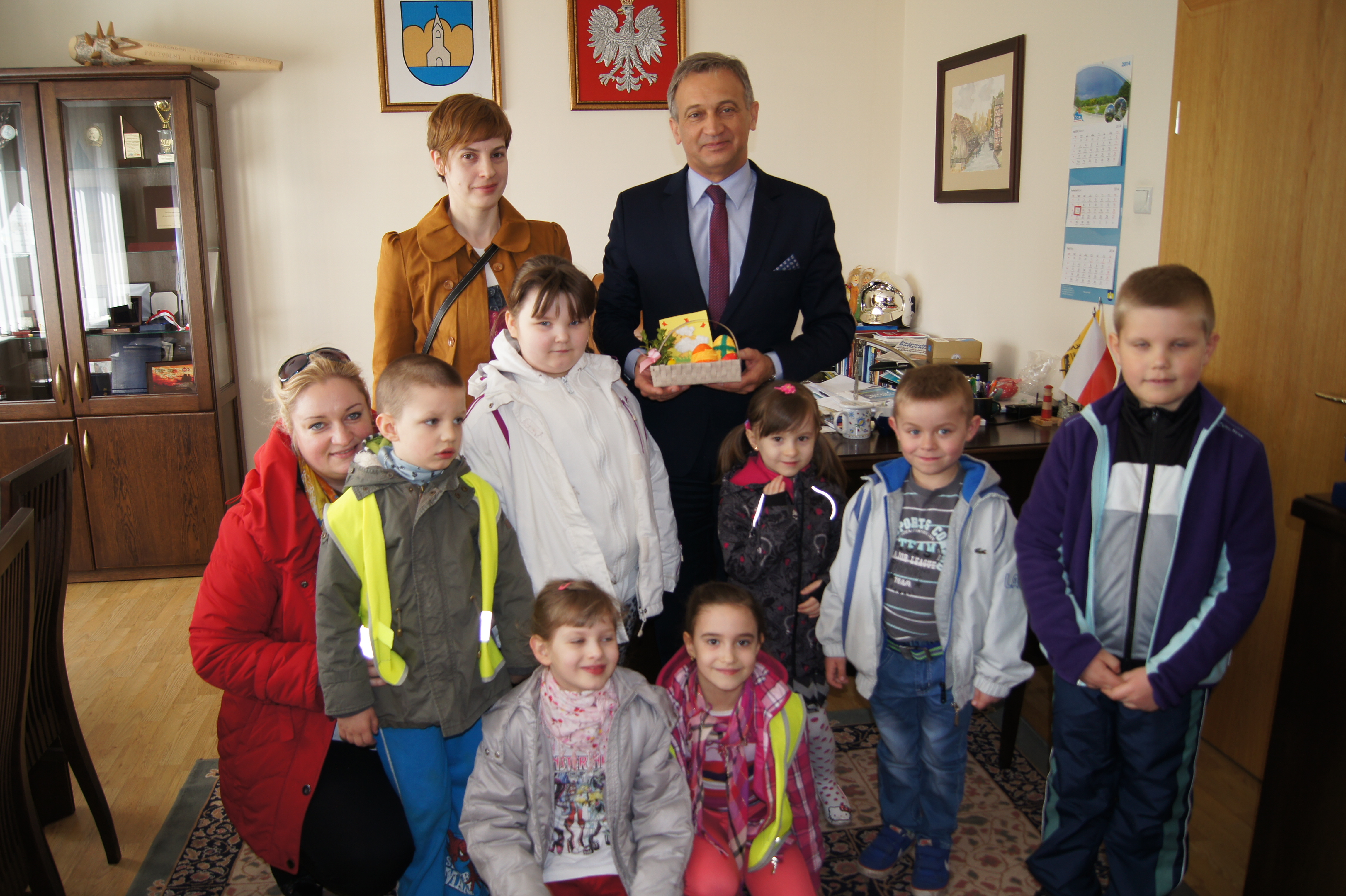 Przedszkolaki z Wielkanocną wizytą u Burmistrza
