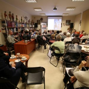 Poetyckie Zaduszki w bibliotece