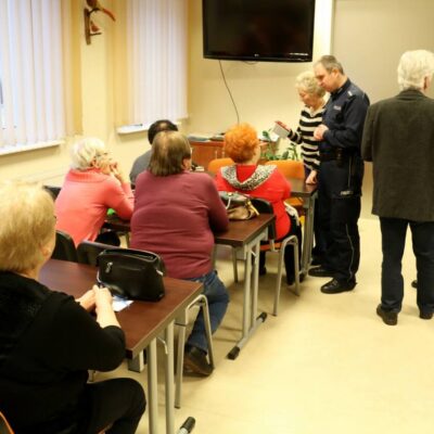 „Bezpieczny Senior” – spotkanie seniorów z policjantami