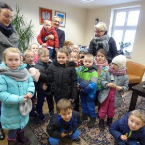 Wielkanocna wizyta przedszkolaków w Urzędzie