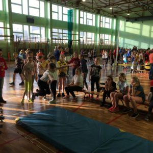 V Mistrzostwa Powiatu Wejherowskiego Szkół Podstawowych w Halowej Lekkoatletyce klas III-IV