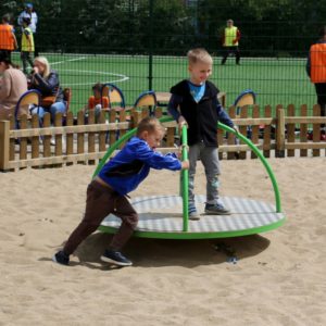 Czwarty piknik rodzinny redzkiej „dwójki”