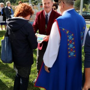 Symboliczne odsłonięcie tablicy Redy w języku kaszubskim