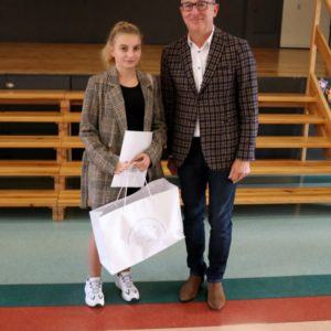 Wręczono stypendia Burmistrza Miasta Redy