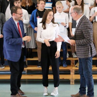 Wręczono stypendia Burmistrza Miasta Redy
