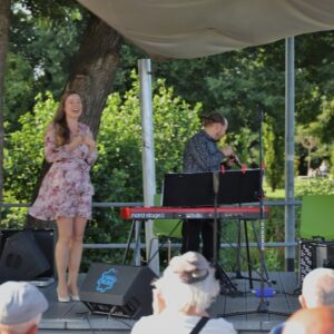 Img 5826 (800x528)