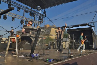Img 8827 (800x533)