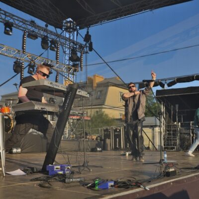 Img 8827 (800x533)