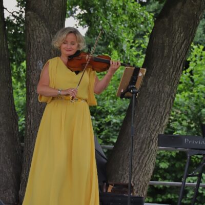 Swing Violin Trio w Miejskim Parku Rodzinnym