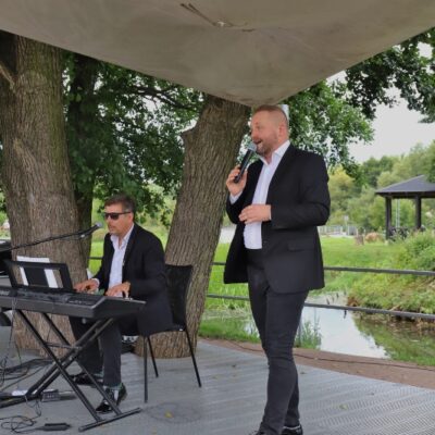 Sierpniowa „Kameralna Reda”, czyli występ Przemysława Radziszewskiego i Michała Olejnika