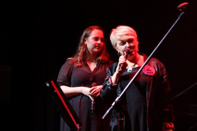 Fabryka Kultury Spektakl Miłość Ci Wszystko Wybaczy 14.02.2025 Fot Michał Kaczmarek 16