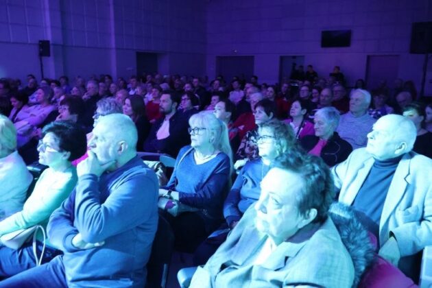 Fabryka Kultury Spektakl Miłość Ci Wszystko Wybaczy 14.02.2025 Fot Michał Kaczmarek 27