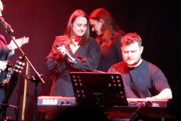 Fabryka Kultury Spektakl Miłość Ci Wszystko Wybaczy 14.02.2025 Fot Michał Kaczmarek 45