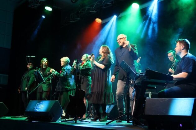 Fabryka Kultury Spektakl Miłość Ci Wszystko Wybaczy 14.02.2025 Fot Michał Kaczmarek 70