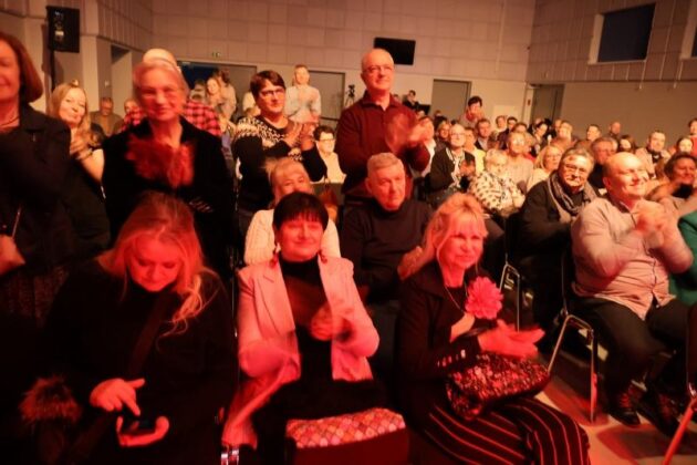 Fabryka Kultury Spektakl Miłość Ci Wszystko Wybaczy 14.02.2025 Fot Michał Kaczmarek 78