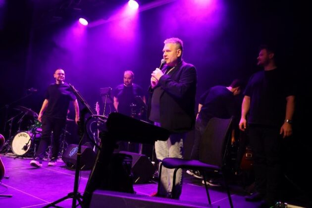 Fabryka Kultury Spektakl Miłość Ci Wszystko Wybaczy 14.02.2025 Fot Michał Kaczmarek 82