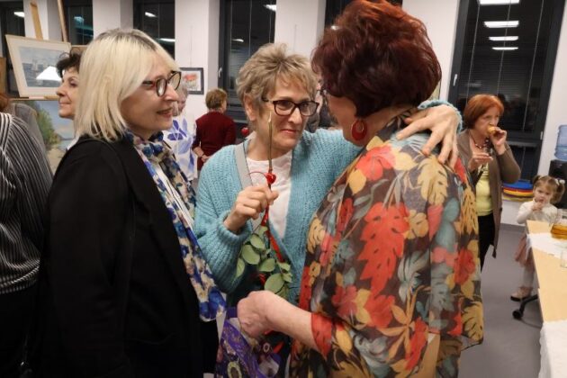 Mbp Wernisaż Jubileuszowy Z Okazji 30 Lecia Twórczości Artystycznej Brygidy Śniateckiej 13.02.2025 Fot Michał Kaczmarek 49