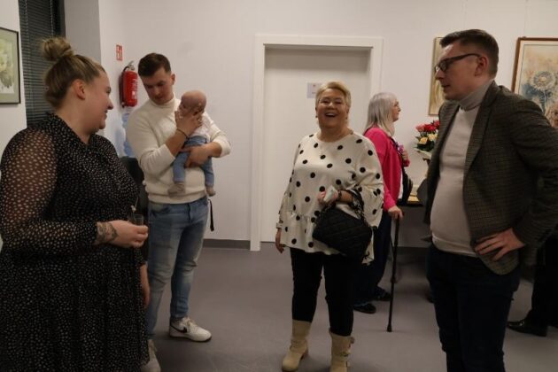 Mbp Wernisaż Jubileuszowy Z Okazji 30 Lecia Twórczości Artystycznej Brygidy Śniateckiej 13.02.2025 Fot Michał Kaczmarek 51
