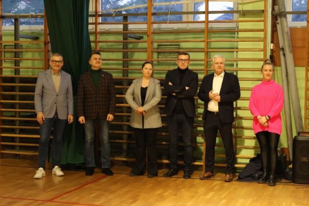 Sp 4 Turniej Piłki Nożej Rodzice Grają Dla Dzieci 9.02.2025 Fot. Michał Kaczmarek 100