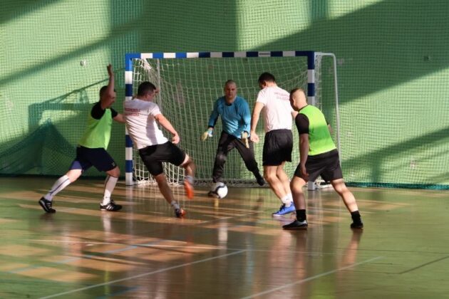 Sp 4 Turniej Piłki Nożej Rodzice Grają Dla Dzieci 9.02.2025 Fot. Michał Kaczmarek 70