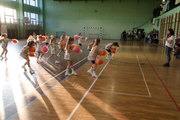 Sp 4 Turniej Piłki Nożej Rodzice Grają Dla Dzieci 9.02.2025 Fot. Michał Kaczmarek 79