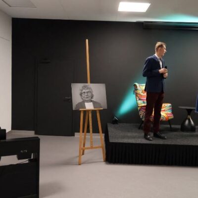 Miejska Biblioteka Publiczna W Redzie Wernisaż Adama Majkowskiego 4.03.2025 36