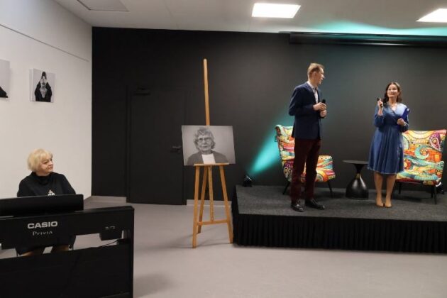 Miejska Biblioteka Publiczna W Redzie Wernisaż Adama Majkowskiego 4.03.2025 36