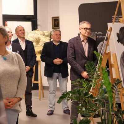 Miejska Biblioteka Publiczna W Redzie Wernisaż Adama Majkowskiego 4.03.2025 40