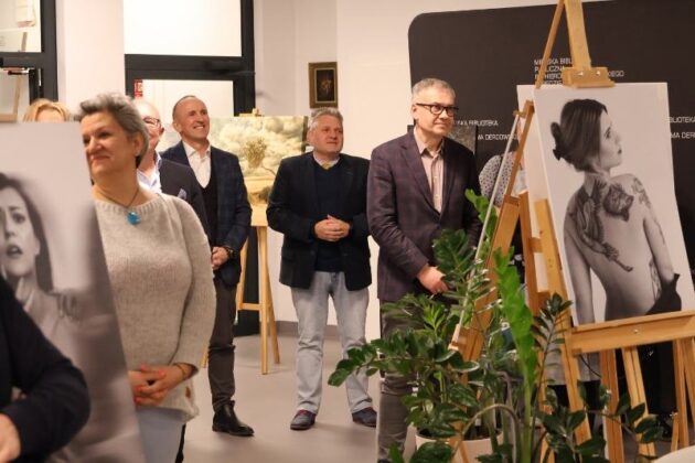 Miejska Biblioteka Publiczna W Redzie Wernisaż Adama Majkowskiego 4.03.2025 40