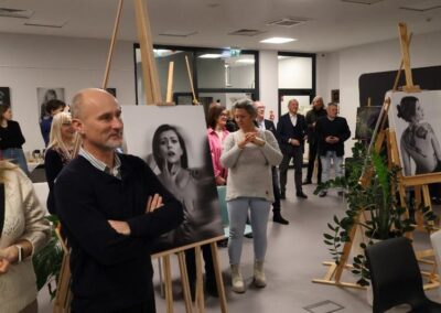 Miejska Biblioteka Publiczna W Redzie Wernisaż Adama Majkowskiego 4.03.2025 43