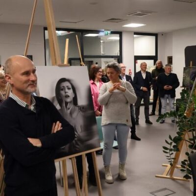 Miejska Biblioteka Publiczna W Redzie Wernisaż Adama Majkowskiego 4.03.2025 43