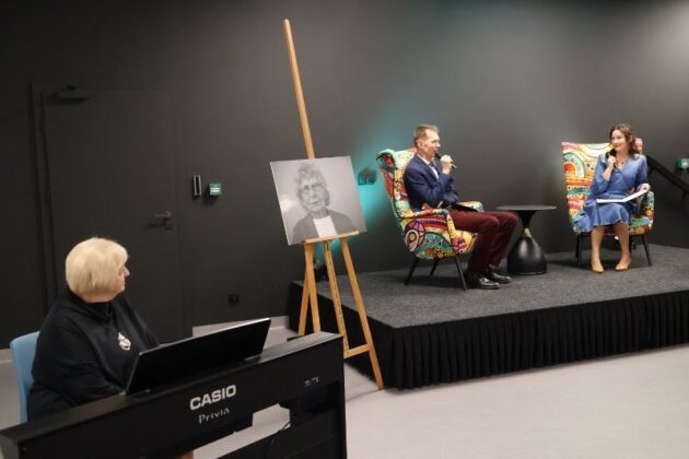 Miejska Biblioteka Publiczna W Redzie Wernisaż Adama Majkowskiego 4.03.2025 51