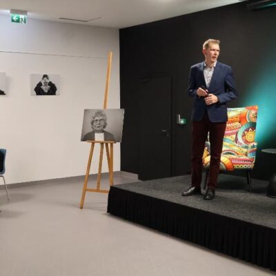 Miejska Biblioteka Publiczna W Redzie Wernisaż Adama Majkowskiego 4.03.2025 61