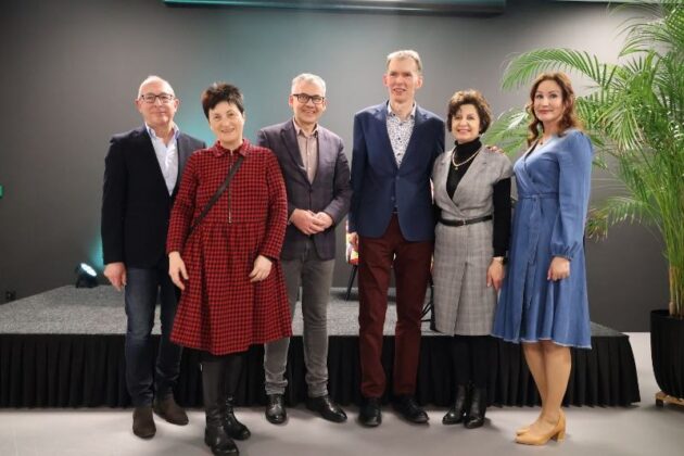 Miejska Biblioteka Publiczna W Redzie Wernisaż Adama Majkowskiego 4.03.2025 64