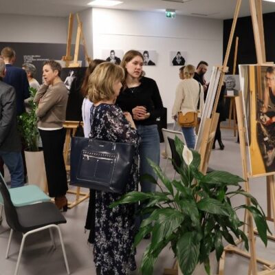 Miejska Biblioteka Publiczna W Redzie Wernisaż Adama Majkowskiego 4.03.2025 78