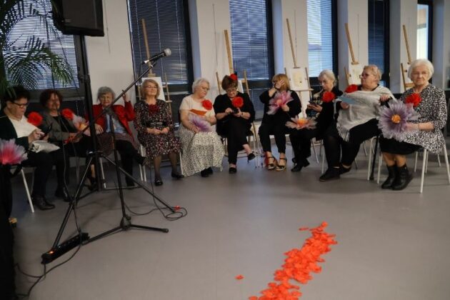 Miejska Biblioteka Publiczna W Redzie Wieczór Z Poezją I Muzyką Fot Michał Kaczmarek 27.02.2025 10