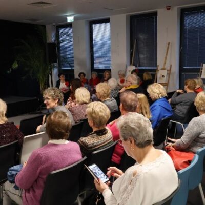 Miejska Biblioteka Publiczna W Redzie Wieczór Z Poezją I Muzyką Fot Michał Kaczmarek 27.02.2025 12