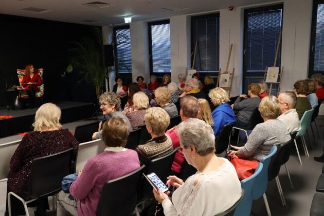 Miejska Biblioteka Publiczna W Redzie Wieczór Z Poezją I Muzyką Fot Michał Kaczmarek 27.02.2025 12