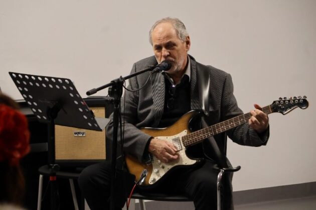 Miejska Biblioteka Publiczna W Redzie Wieczór Z Poezją I Muzyką Fot Michał Kaczmarek 27.02.2025 30