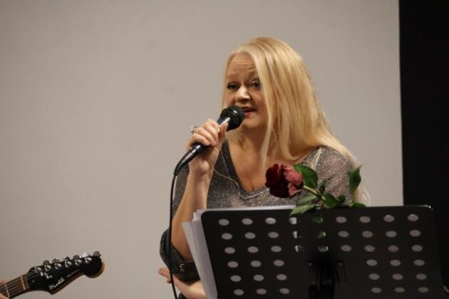 Miejska Biblioteka Publiczna W Redzie Wieczór Z Poezją I Muzyką Fot Michał Kaczmarek 27.02.2025 36