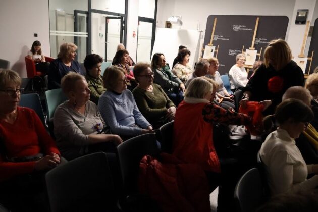 Miejska Biblioteka Publiczna W Redzie Wieczór Z Poezją I Muzyką Fot Michał Kaczmarek 27.02.2025 63
