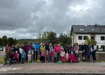 Łąka kwietna w Betlejem, wspólne sianie z mieszkańcami, 17.05.2025, fot. UMR