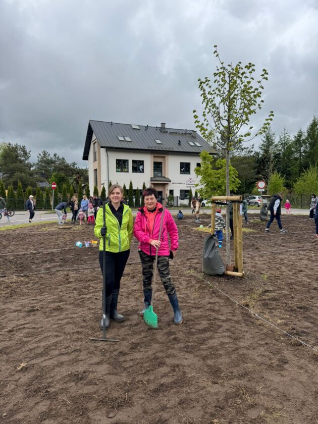 Łąka kwietna w Betlejem, wspólne sianie z mieszkańcami, 17.05.2025, fot. UMR