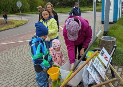 Łąka kwietna w Betlejem, wspólne sianie z mieszkańcami, 17.05.2025, fot. UMR
