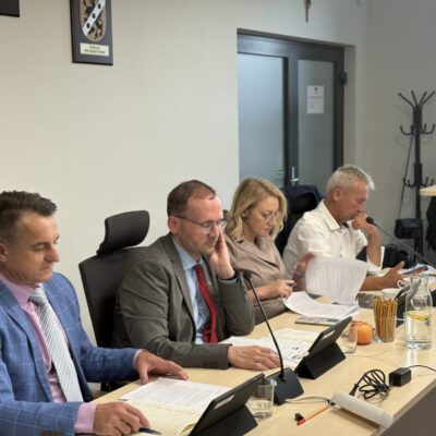 XXI Sesja Rady Miejskiej w Redzie – 25.09.2025r.