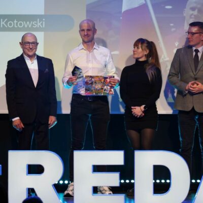 Pomorska Gala Lekkiej Atletyki W Redzie 18.02.2026r Fabryka Kultury, Fot. Łukasz Domagała, Nagrodzony Grzegorz Kotowski