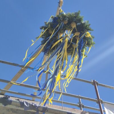 Wiecha na szkole przy ul. Trzcinowej