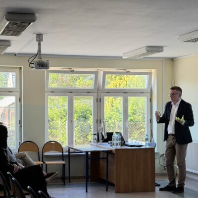 Prezentacja raportu o stanie gminy, SP2, 25.05.2026r., fot. UMR